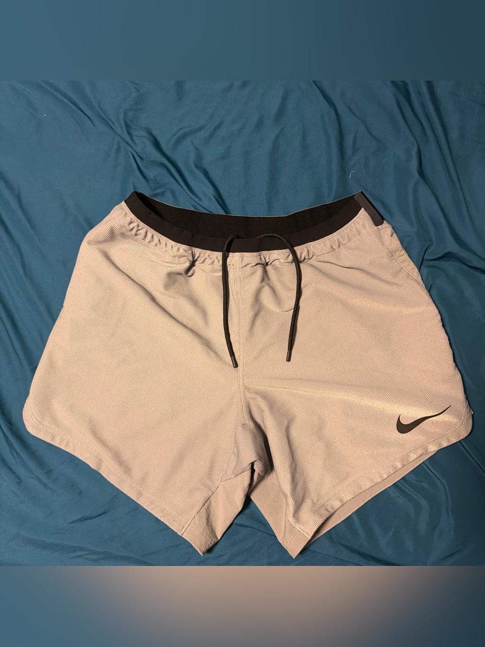 Nike Men’s Light Gray Athletic Shorts with Black Waistband and Drawstring